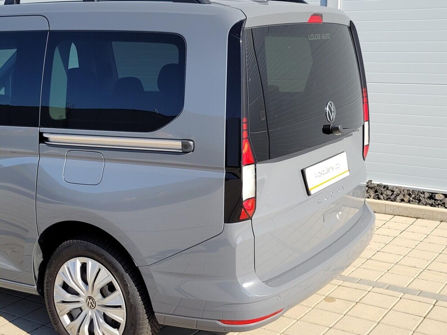 OM190V02469_31.webp_CADDY MAXI Maxi 2.0 TDI 90 kW manuál, DPH