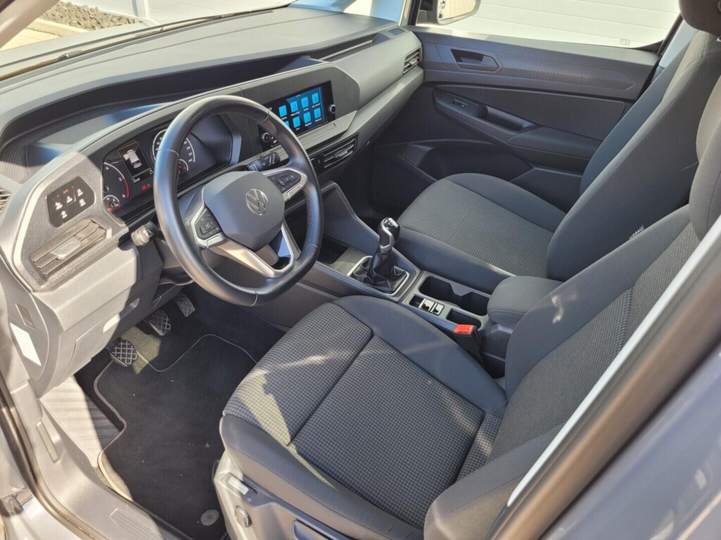 OM190V02469_36.webp_CADDY MAXI Maxi 2.0 TDI 90 kW manuál, DPH