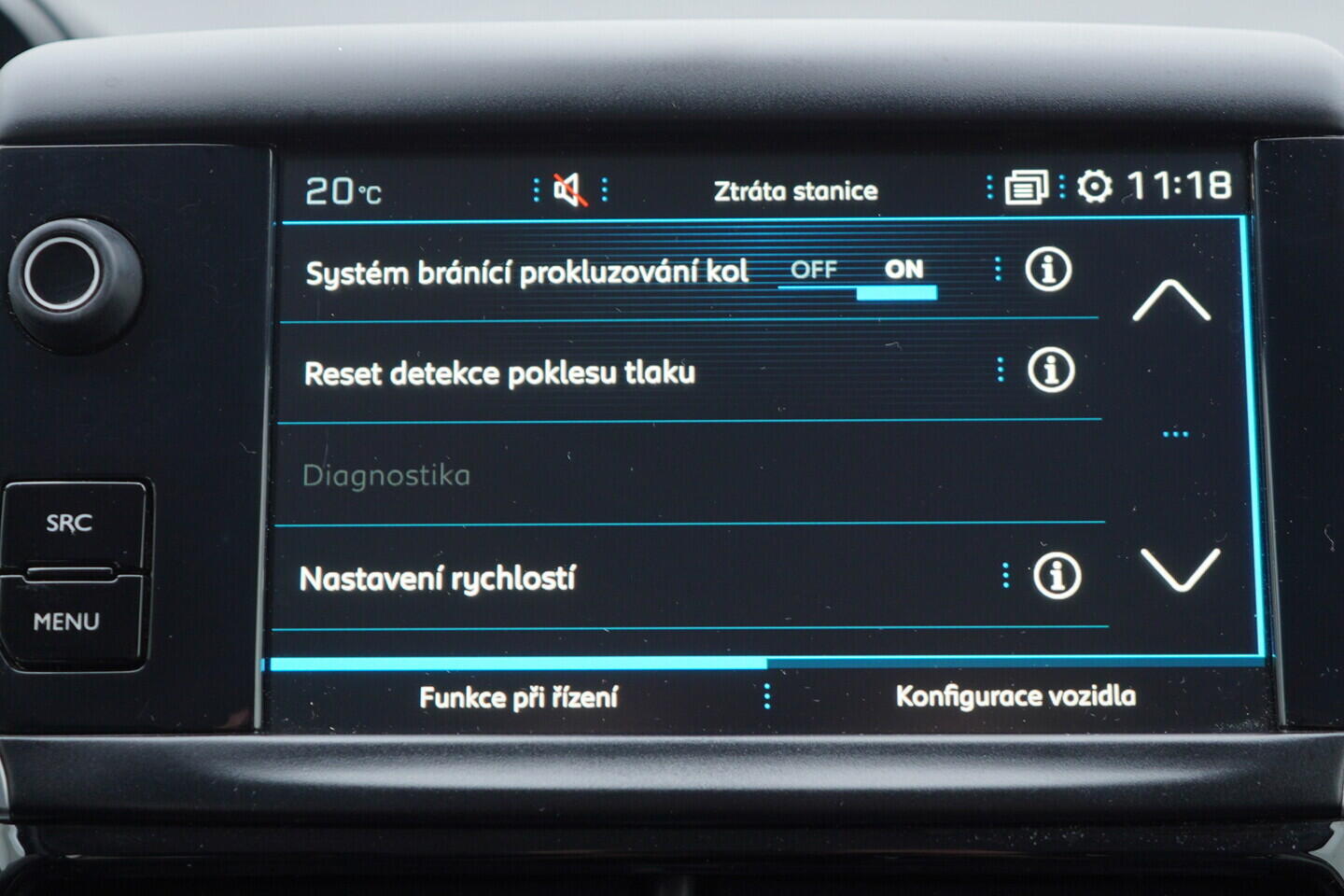 OM190V02476_29.webp_208 GT line 1.2  81 kW manuál