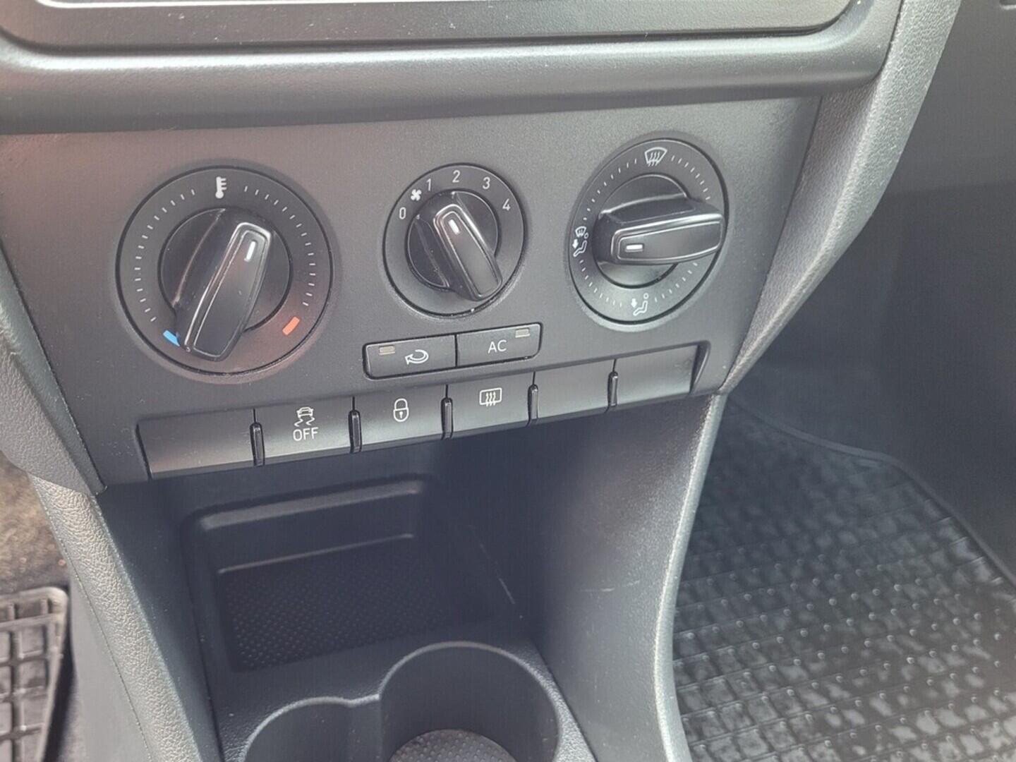 OM190V02478_27.webp_TOLEDO Reference 1.2 TSI 77 kW manuál