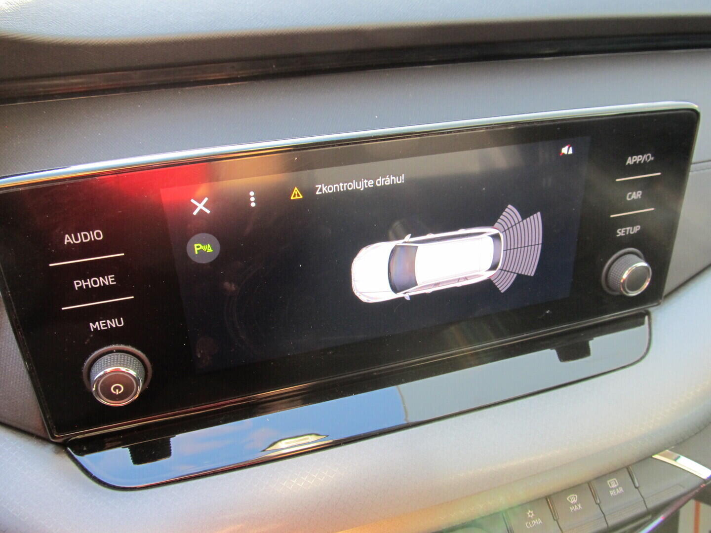 OM190V02483_24.webp_OCTAVIA Ambition Plus 2.0 TDI 85 kW manuál, DPH