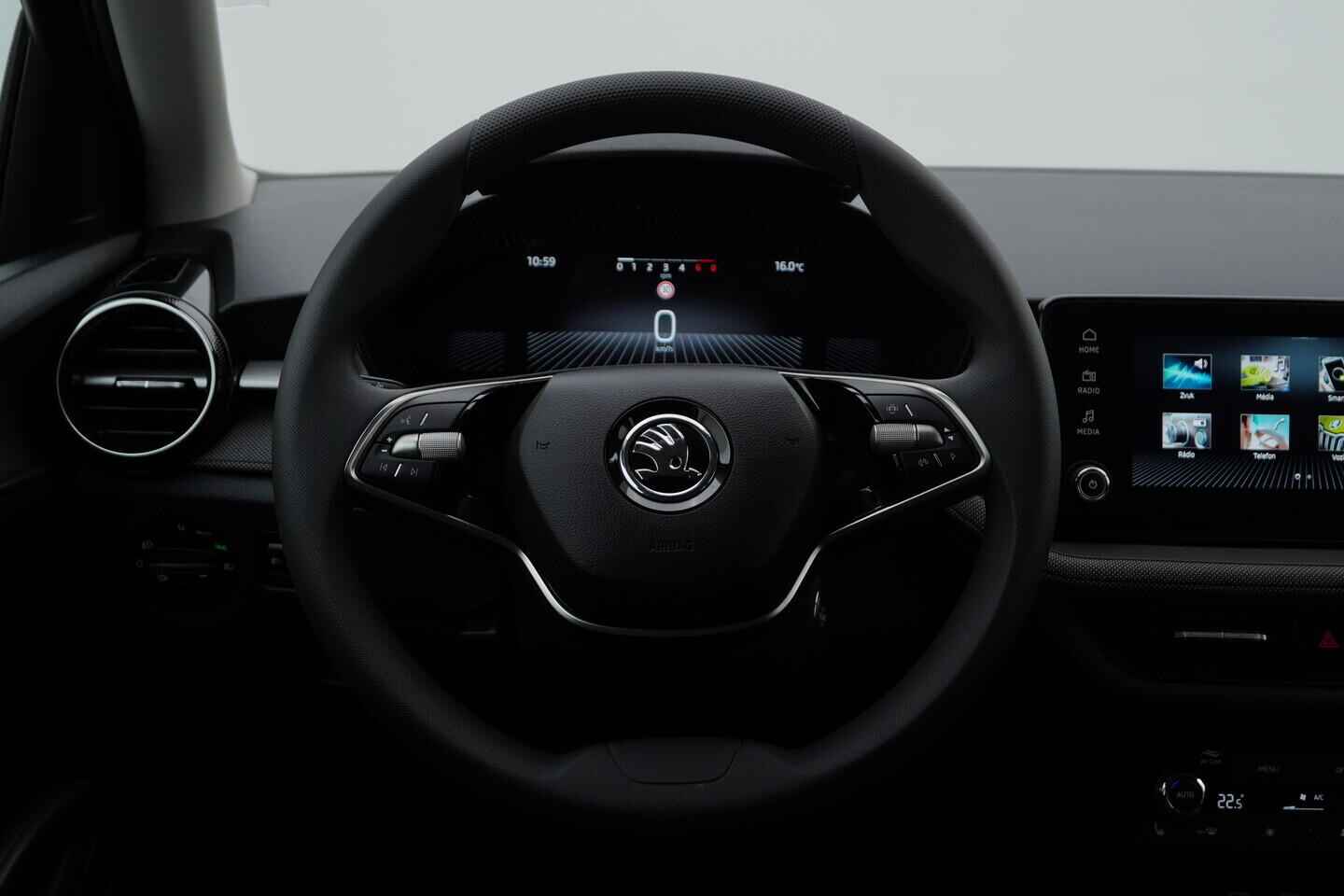 OM190V02487_25.webp_FABIA Selection 1.0 MPI 59 kW manuál, DPH