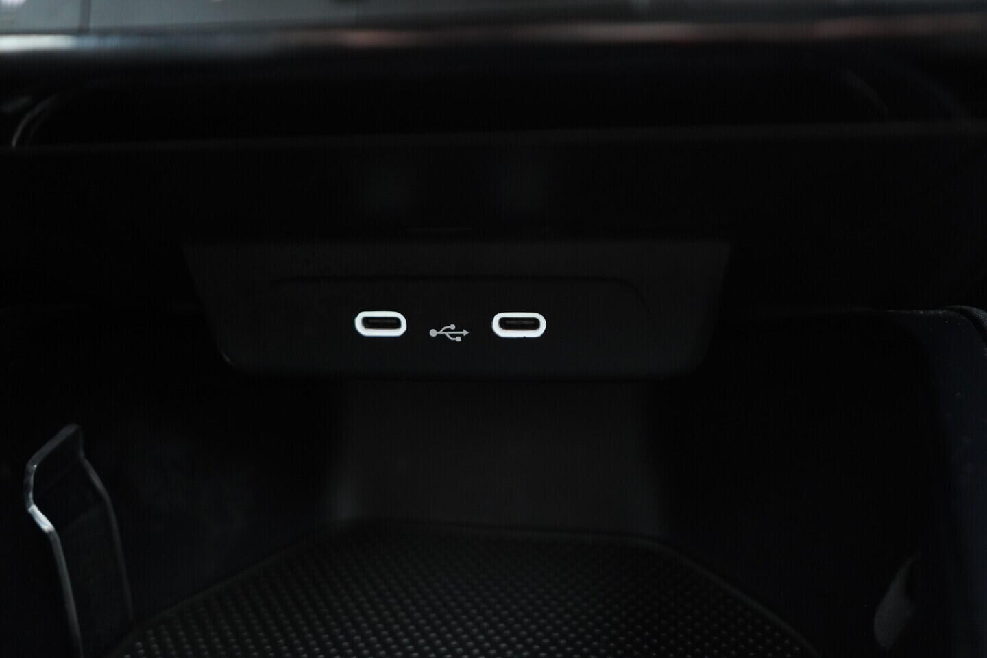 OM190V02487_32.webp_FABIA Selection 1.0 MPI 59 kW manuál, DPH