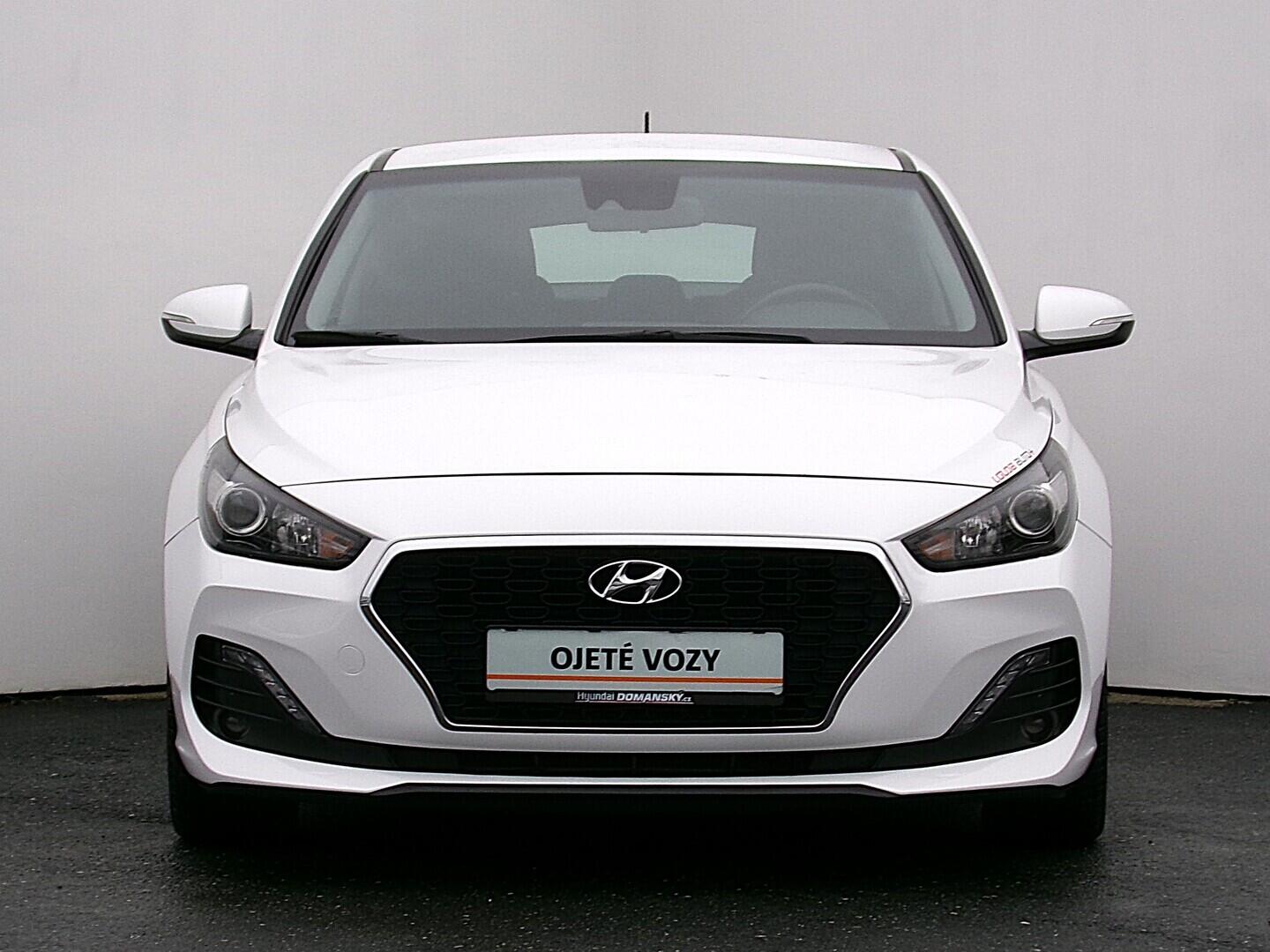 OM190V02497_13.webp_I30 FASTBACK Comfort  1.6  100 kW manuál