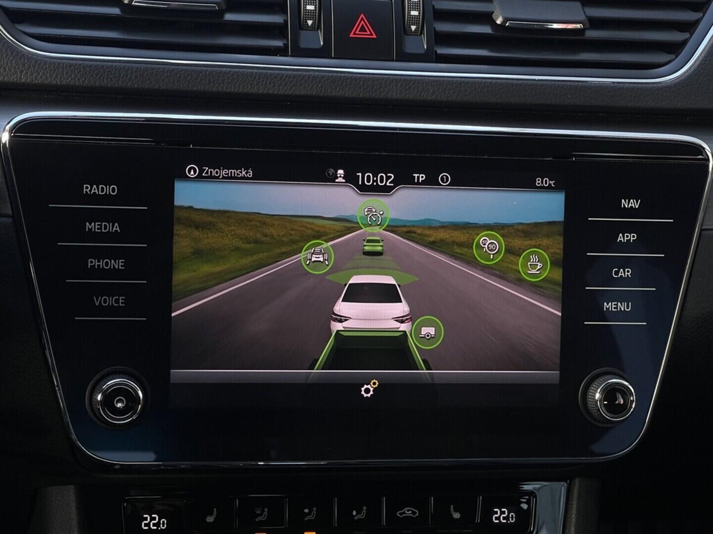 OM190V02502_25.webp_SUPERB Style 2.0 TDI 110 kW automat