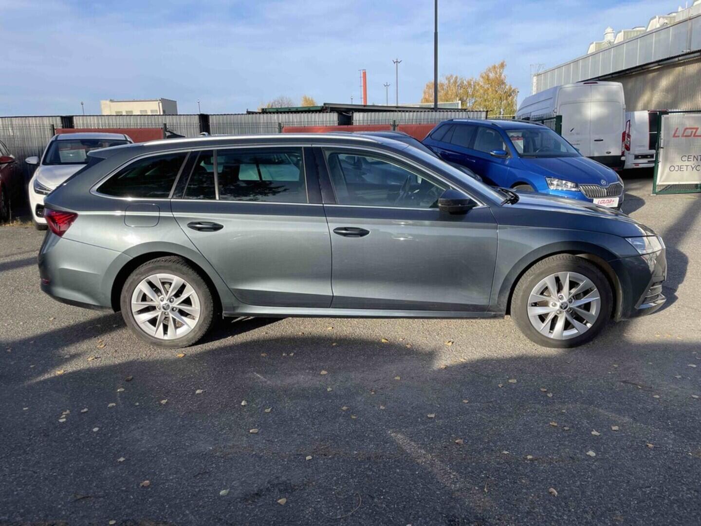 OM190V02508_12.webp_OCTAVIA Style Plus 2.0 TDI 110 kW automat, DPH