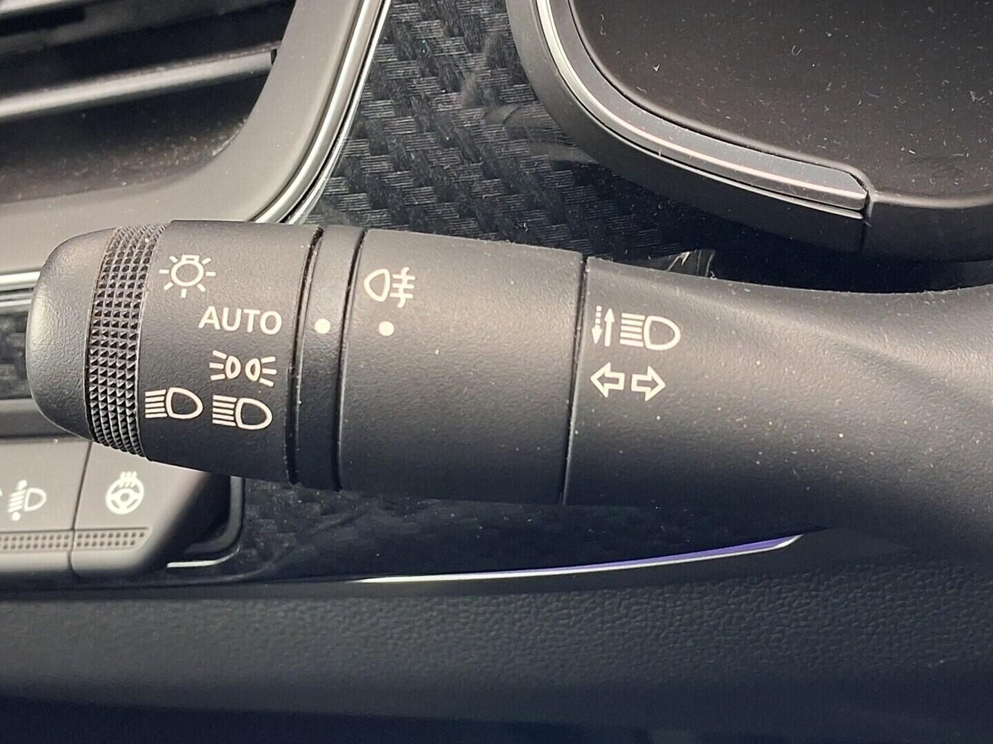 OM190V02509_22.webp_ARKANA RS - line 1.3 TCe 103 kW automat, DPH