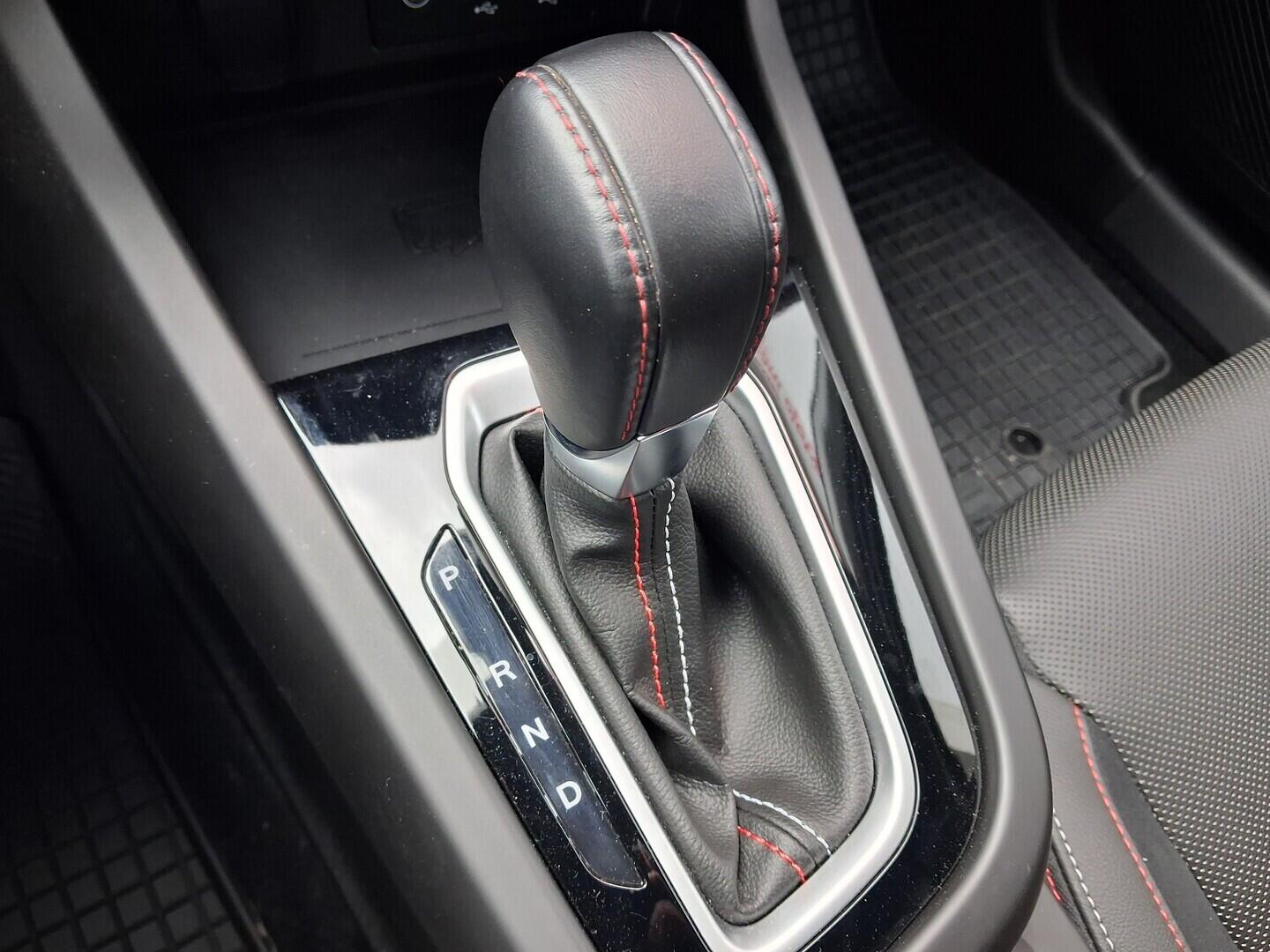 OM190V02509_31.webp_ARKANA RS - line 1.3 TCe 103 kW automat, DPH