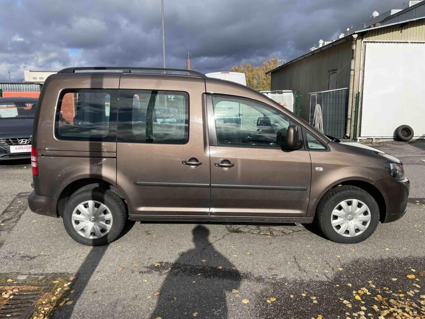 OM190V02511_12.webp_CADDY Trendline 1.6 TDI 75 kW manuál