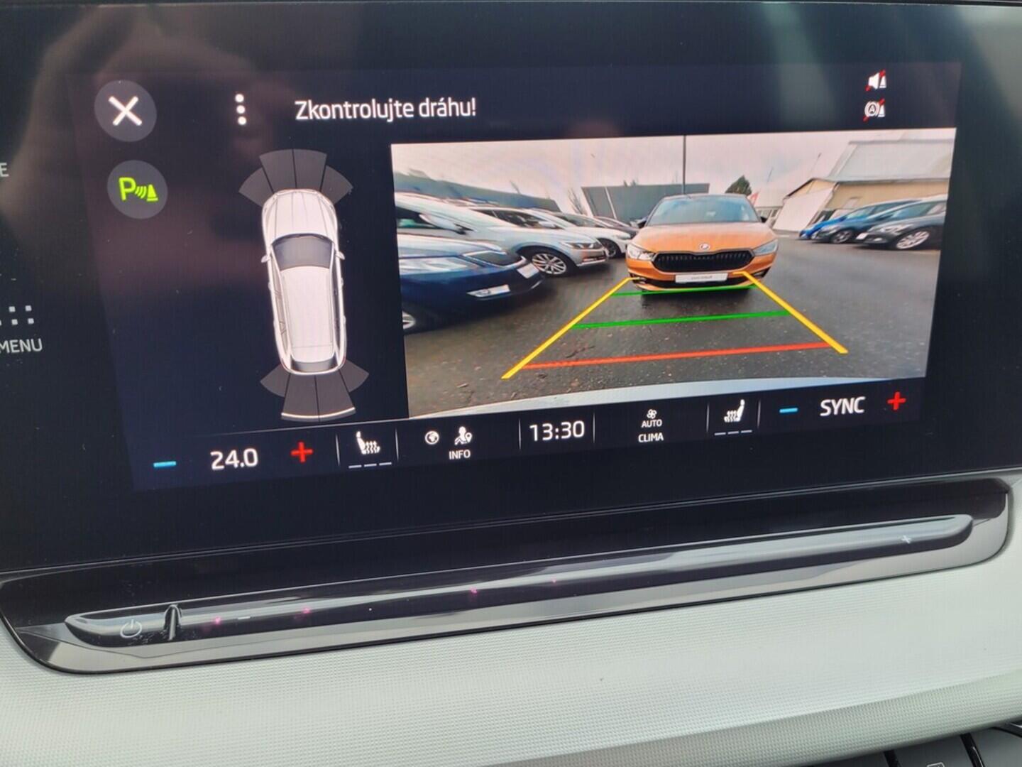 OM190V02512_24.webp_OCTAVIA Style 1.5 TSI 110 kW automat, DPH