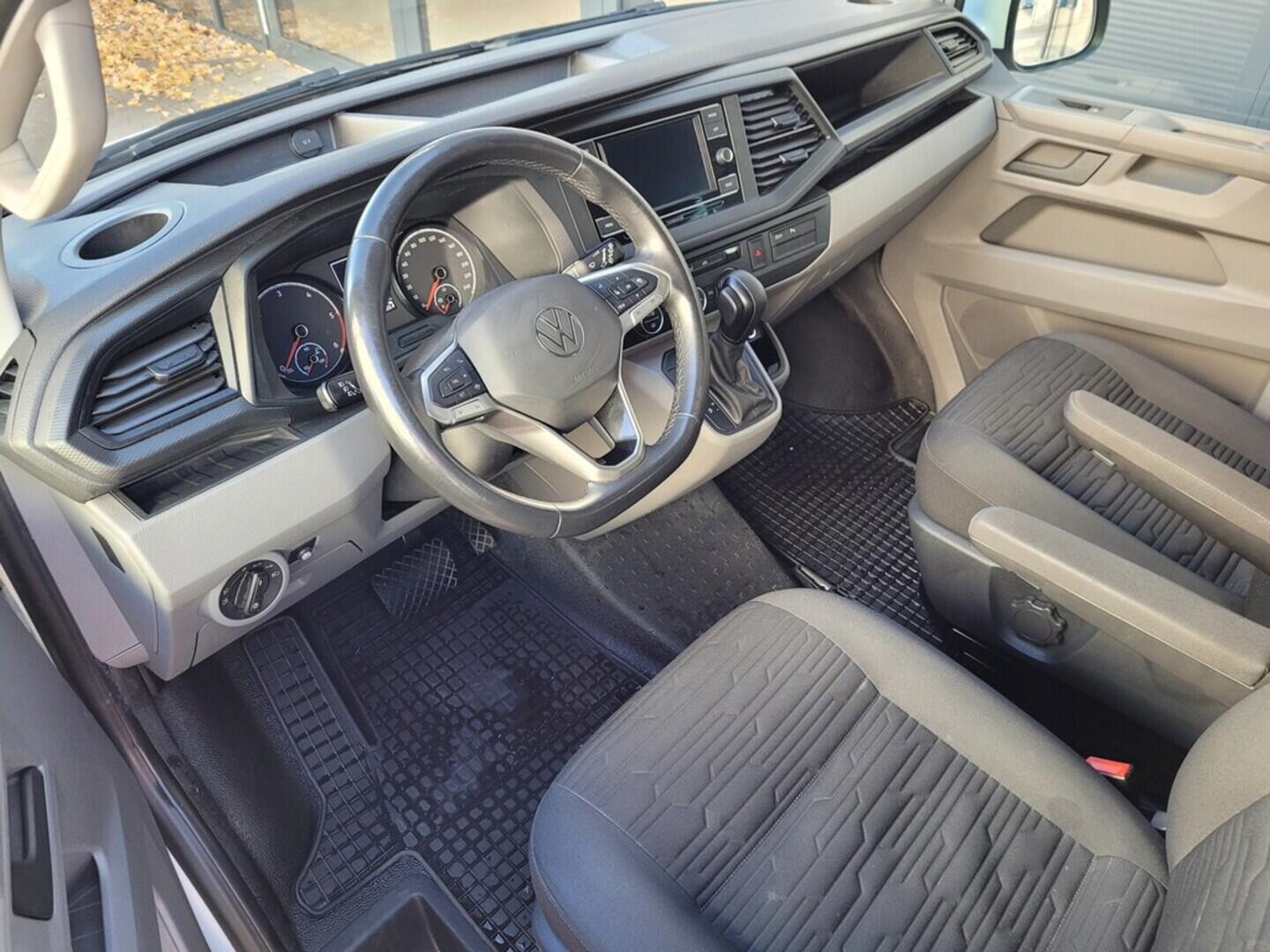 OM190V02519_19.webp_CARAVELLE Comfortline  2.0 TDI 110 kW automat, DPH