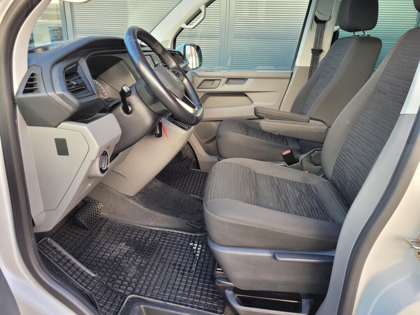 OM190V02519_20.webp_CARAVELLE Comfortline  2.0 TDI 110 kW automat, DPH