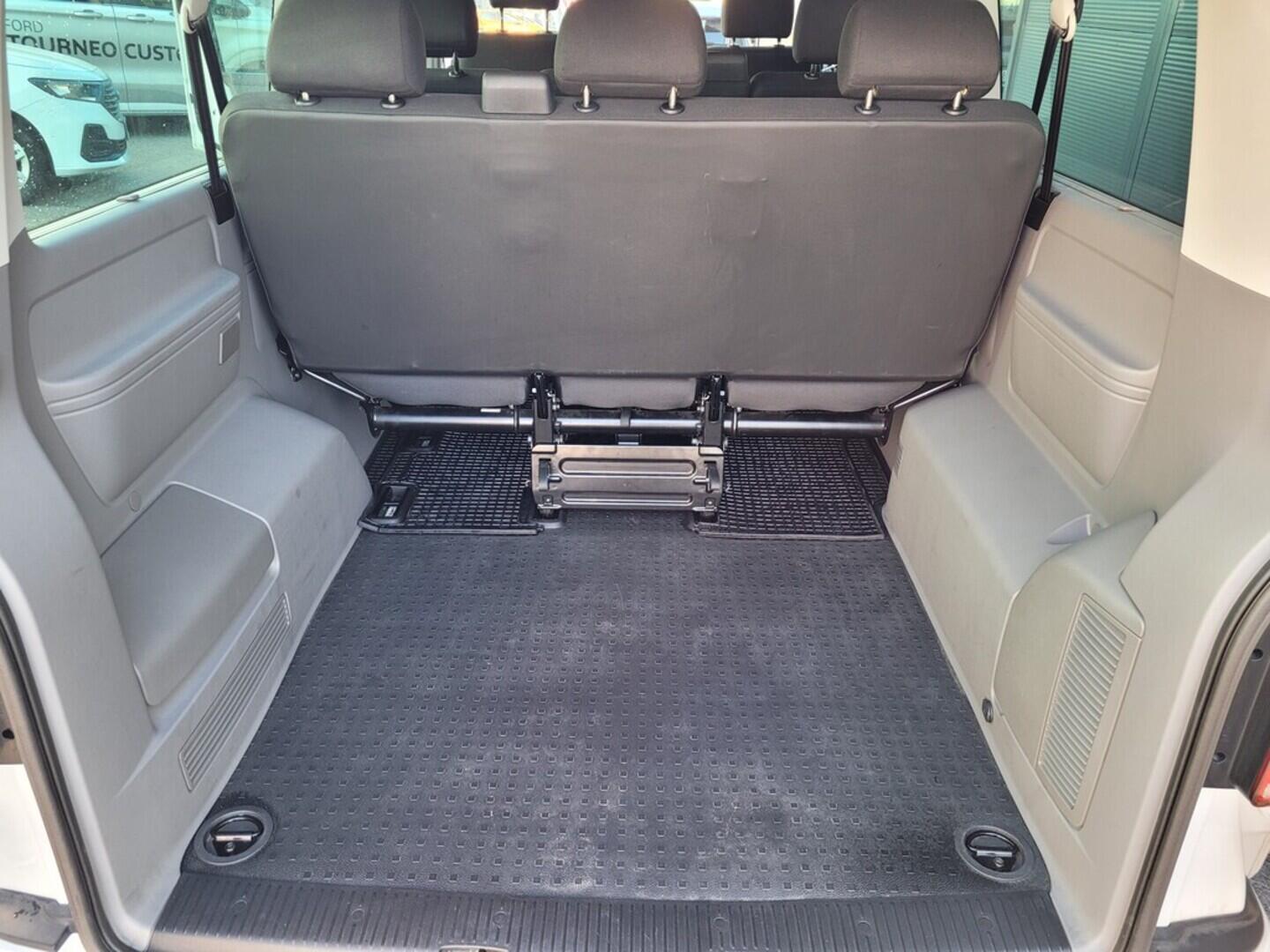 OM190V02519_31.webp_CARAVELLE Comfortline  2.0 TDI 110 kW automat, DPH