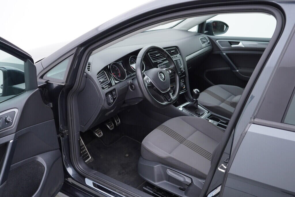 OM190V02521_18.webp_GOLF VARIANT Allstar 1.4 TSI 92 kW manuál