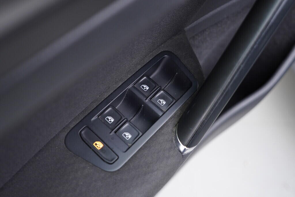 OM190V02521_20.webp_GOLF VARIANT Allstar 1.4 TSI 92 kW manuál