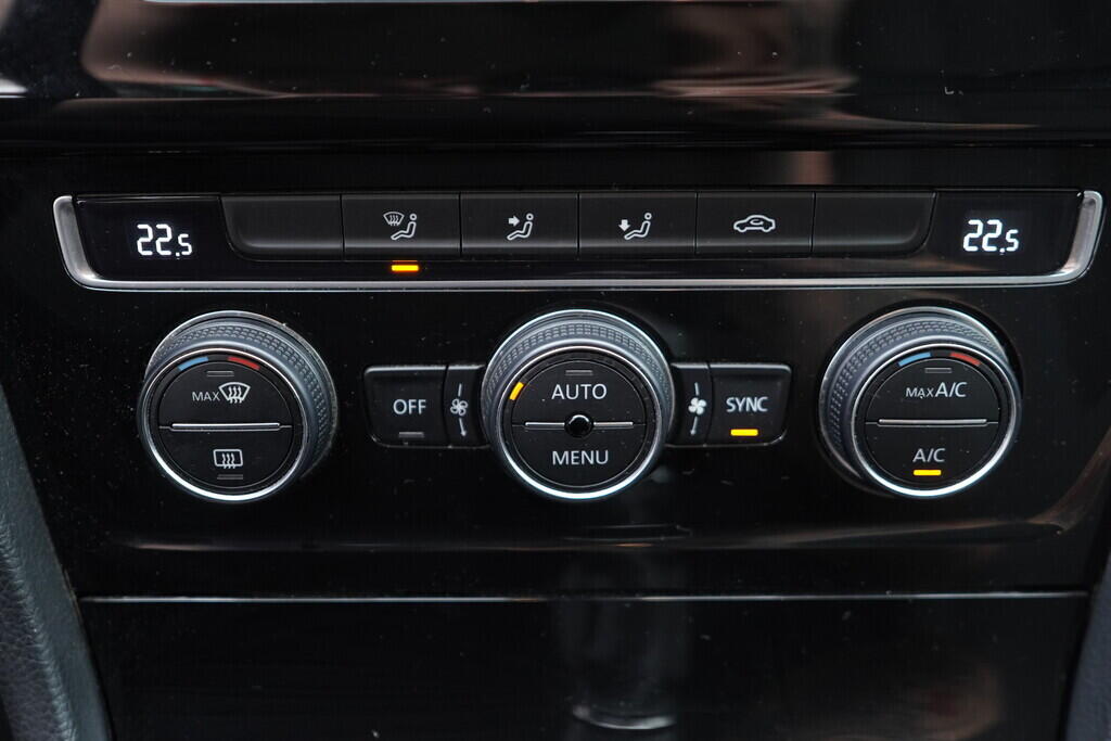 OM190V02521_28.webp_GOLF VARIANT Allstar 1.4 TSI 92 kW manuál