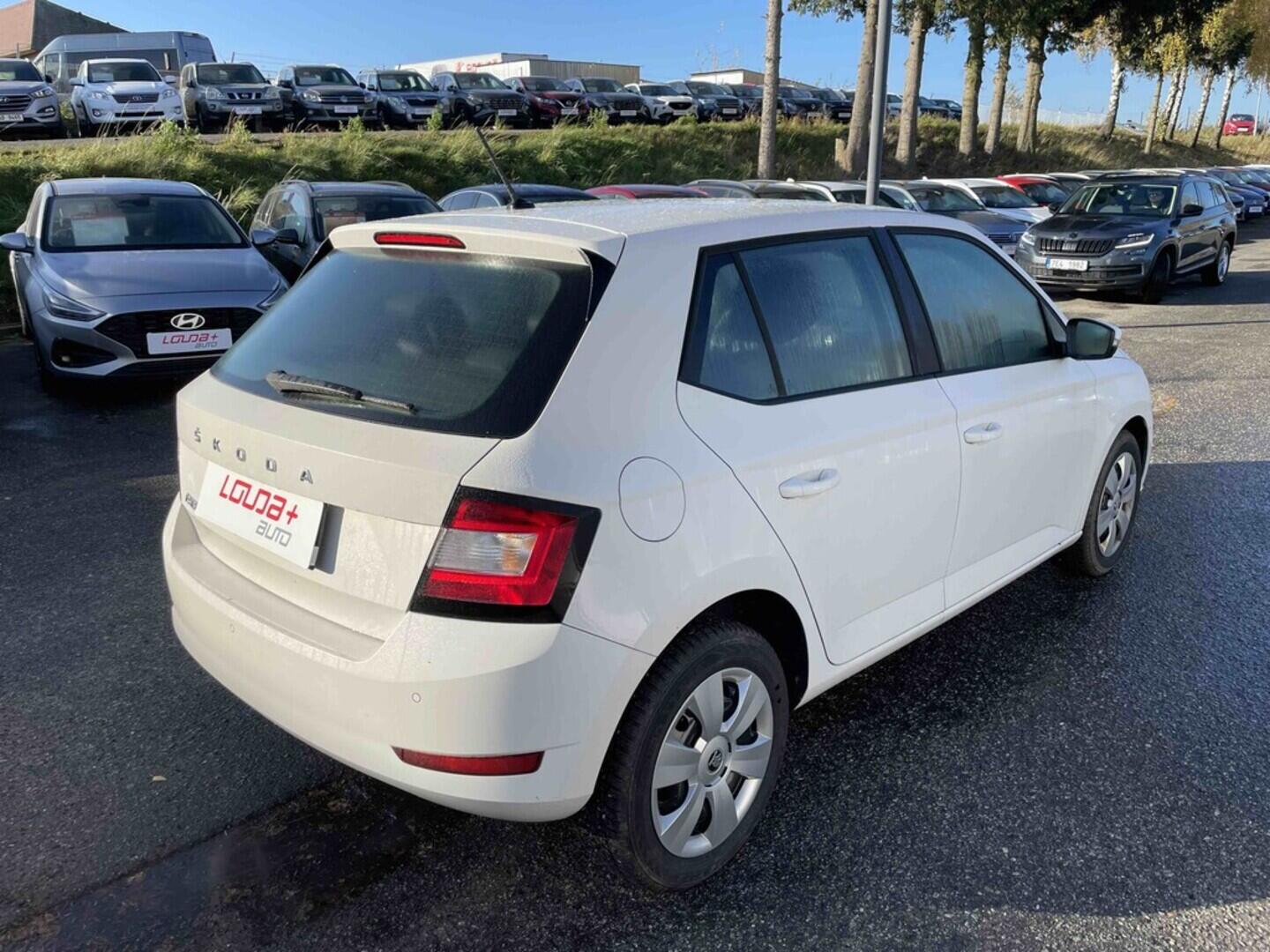 OM190V02522_11.webp_FABIA Active 1.0 MPI 44 kW manuál