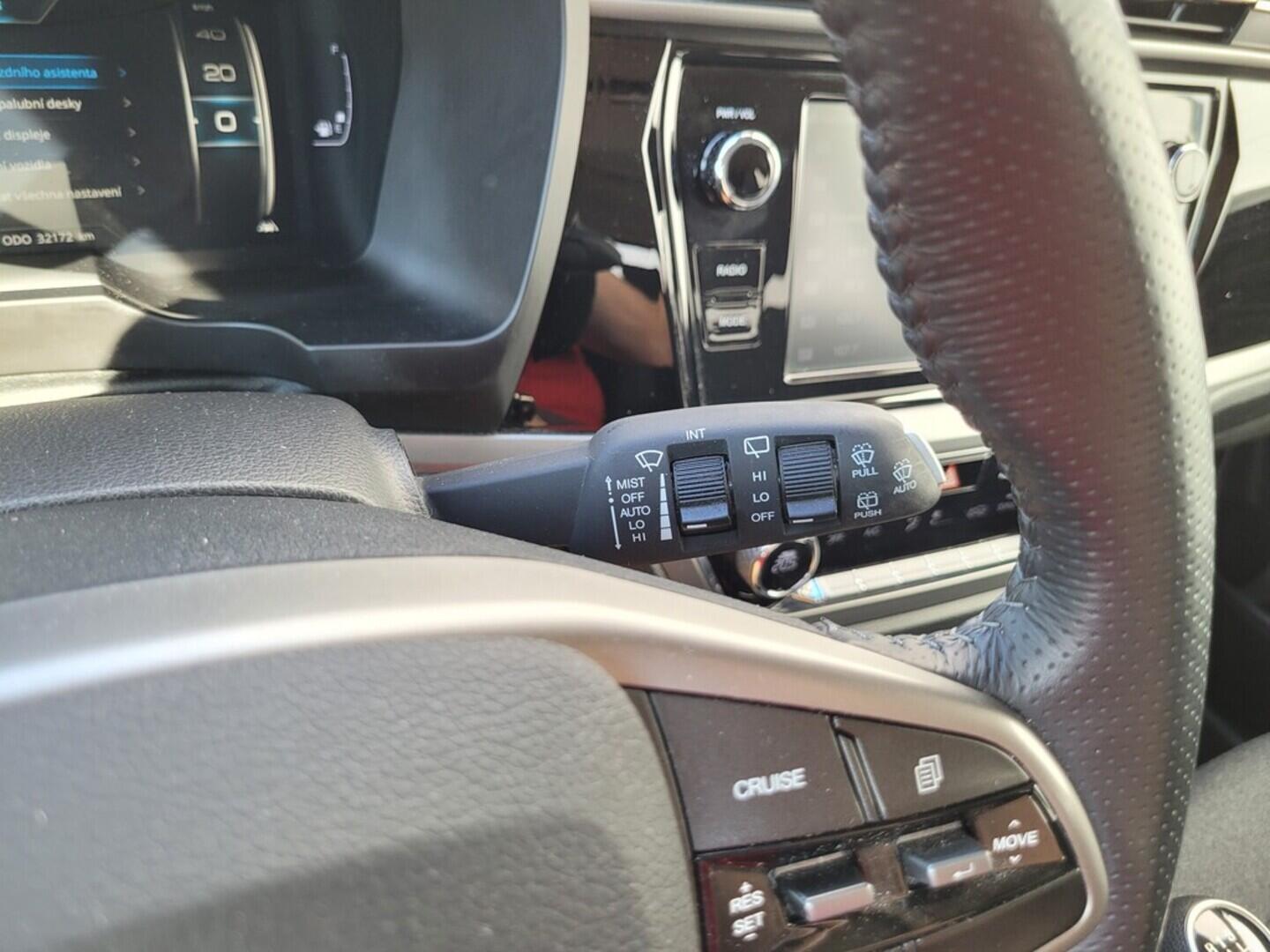 OM190V02528_21.webp_KORANDO  1.5  120 kW manuál