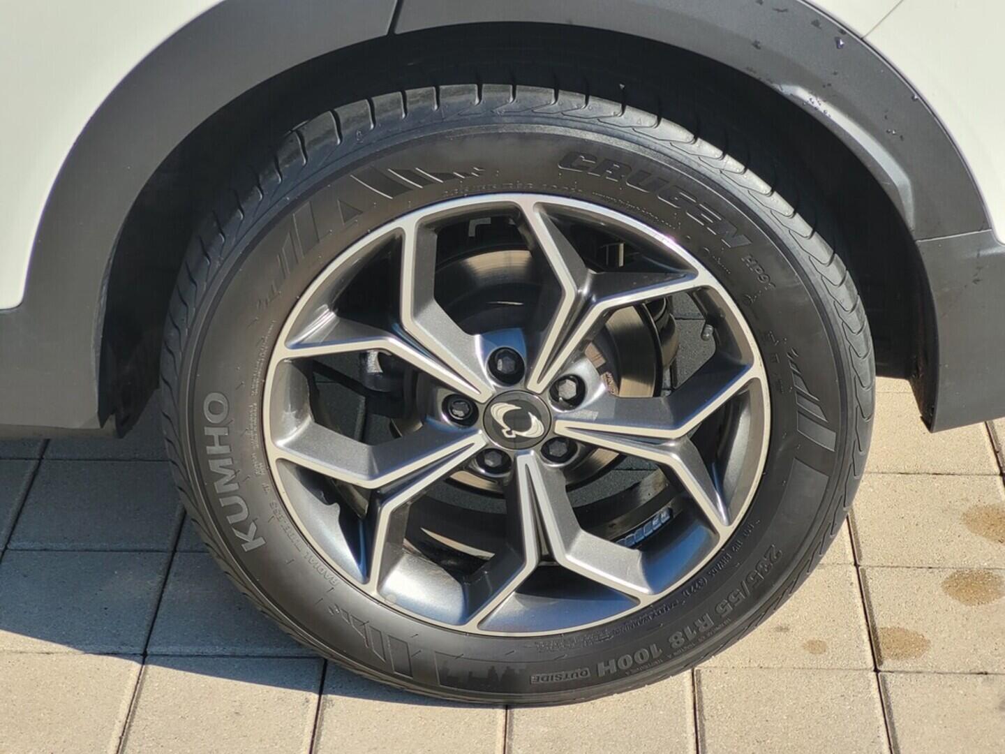 OM190V02528_28.webp_KORANDO  1.5  120 kW manuál