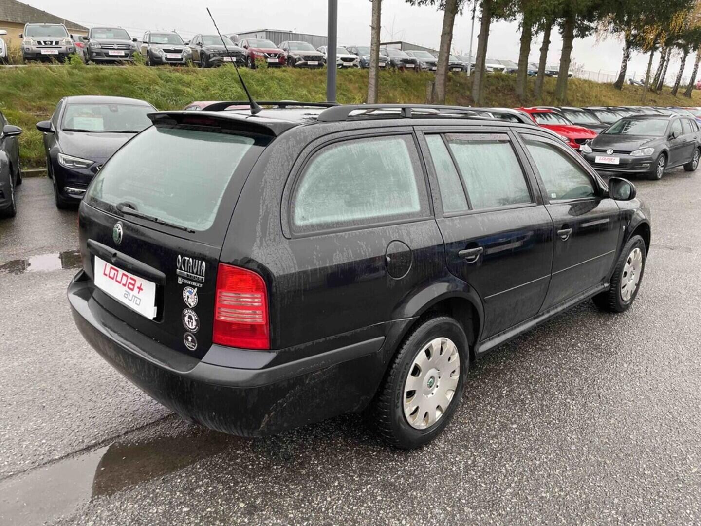 OM190V02537_11.webp_OCTAVIA Trumf 1.9 TDI 74 kW manuál