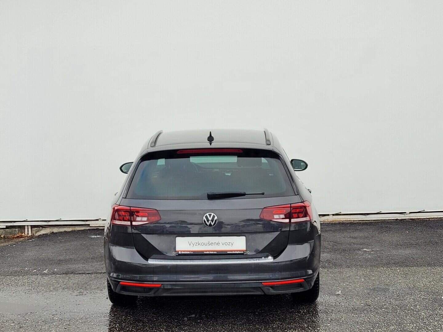 OM190V02538_17.webp_PASSAT Business 2.0 TDI 110 kW automat