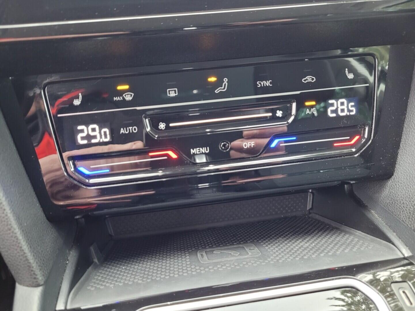 OM190V02538_29.webp_PASSAT Business 2.0 TDI 110 kW automat