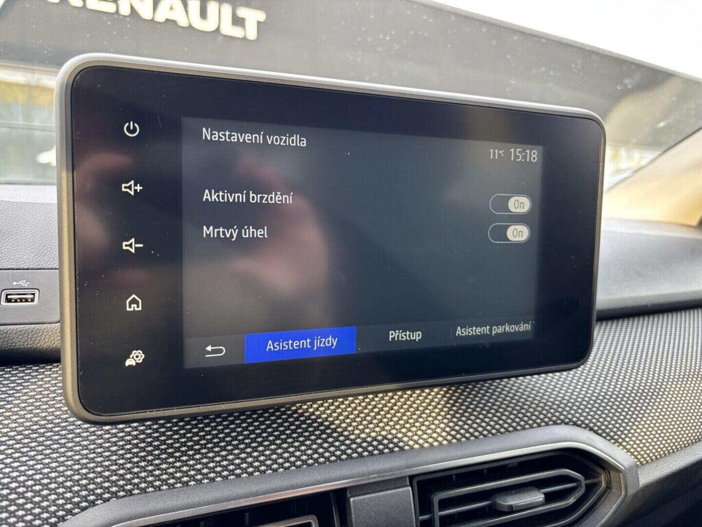 OM190V02539_30.webp_JOGGER  1.0             67 kW manuál