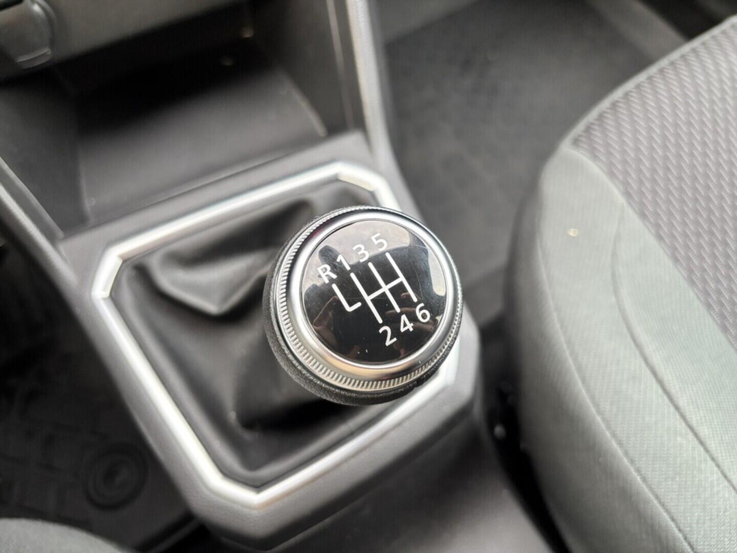 OM190V02539_34.webp_JOGGER  1.0             67 kW manuál