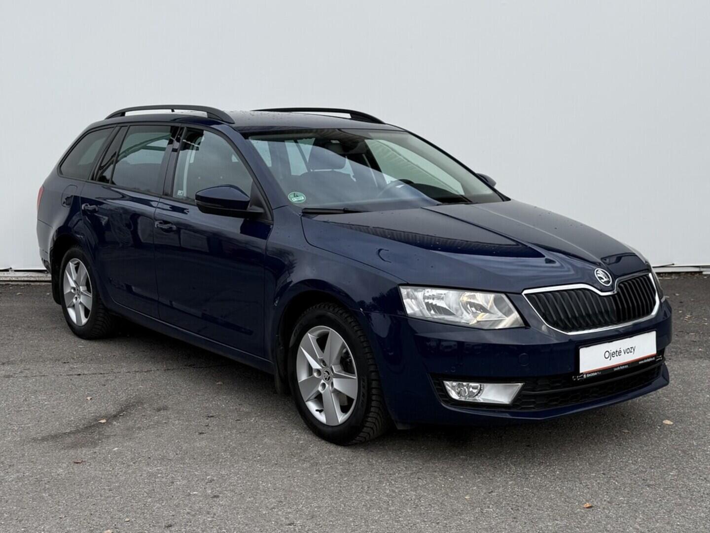 OM190V02540_14.webp_OCTAVIA Elegance G-TEC 1.4 TSI CNG 81 kW manuál