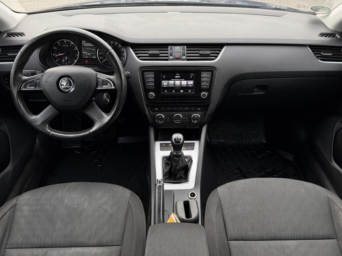 OM190V02540_18.webp_OCTAVIA Elegance G-TEC 1.4 TSI CNG 81 kW manuál