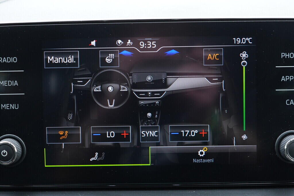 OM190V02545_32.webp_SCALA Style 1.5 TSI 110 kW automat