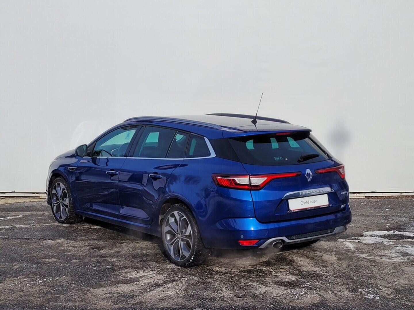 OM190V02550_15.webp_MÉGANE GT line 1.2 TCe 74 kW manuál