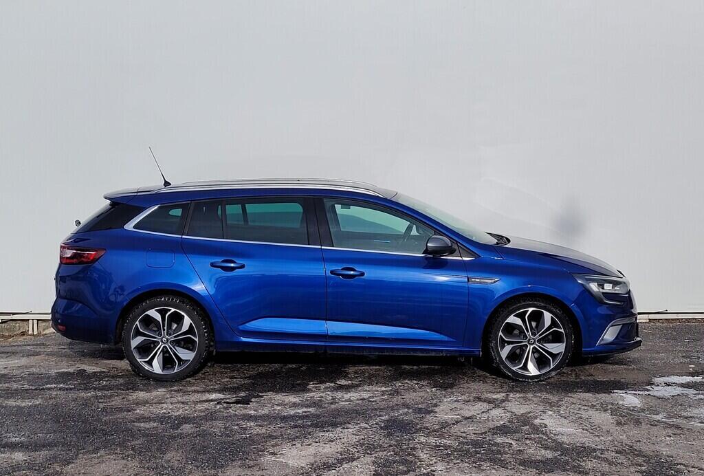 OM190V02550_16.webp_MÉGANE GT line 1.2 TCe 74 kW manuál