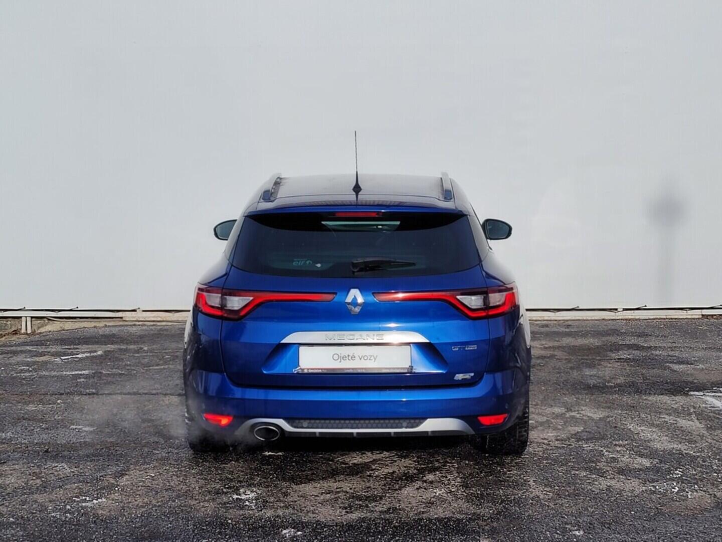 OM190V02550_17.webp_MÉGANE GT line 1.2 TCe 74 kW manuál