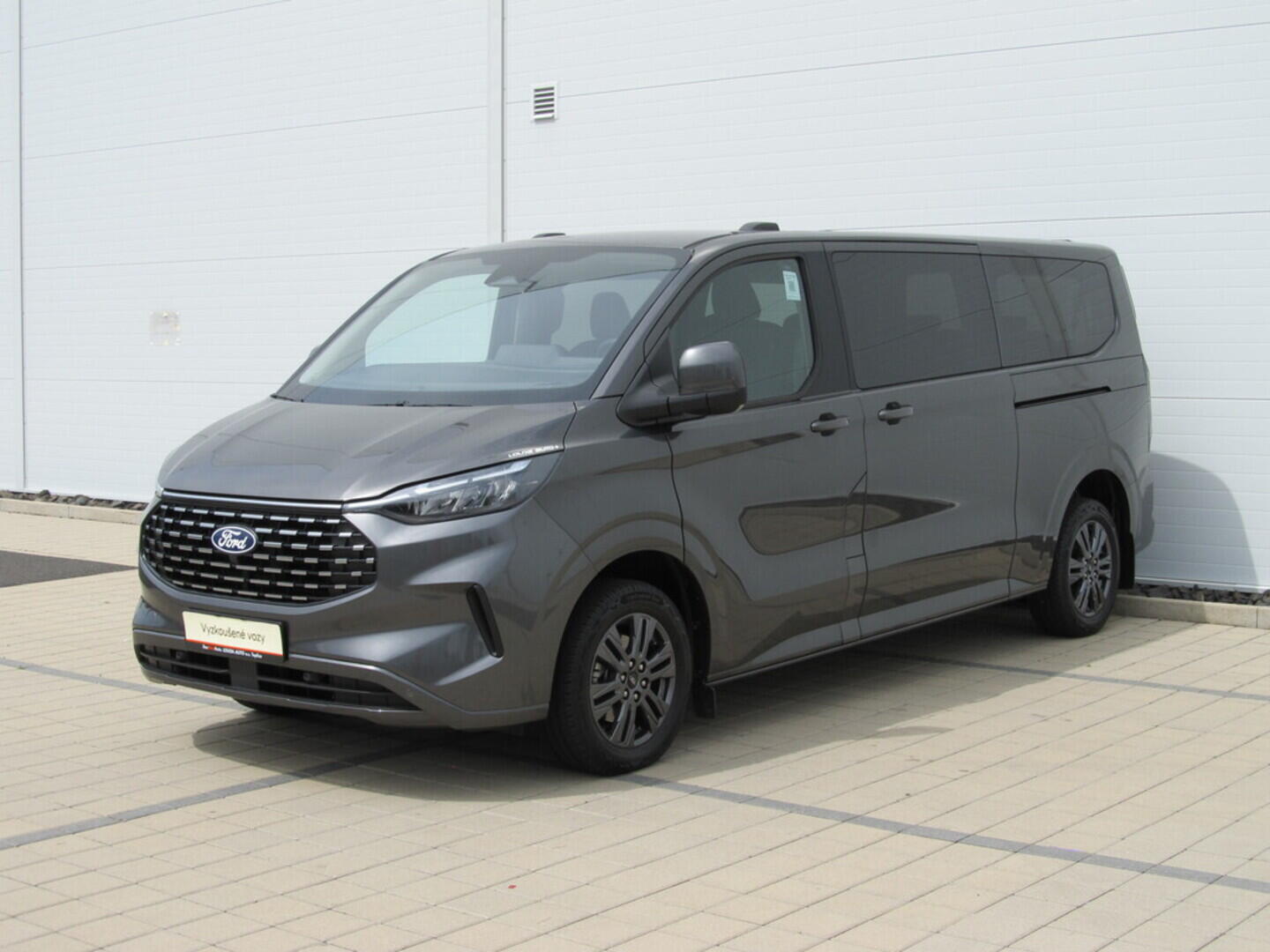 OM190V02554_10.webp_TOURNEO CUSTOM Titanium 320 L2 2.0 EcoBlue 110 kW manuál, DPH