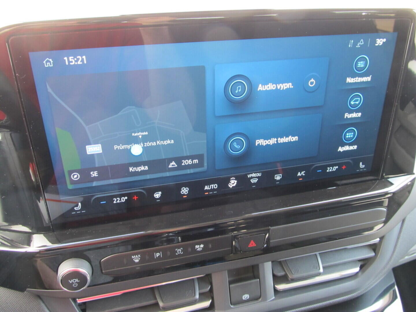 OM190V02554_24.webp_TOURNEO CUSTOM Titanium 320 L2 2.0 EcoBlue 110 kW manuál, DPH