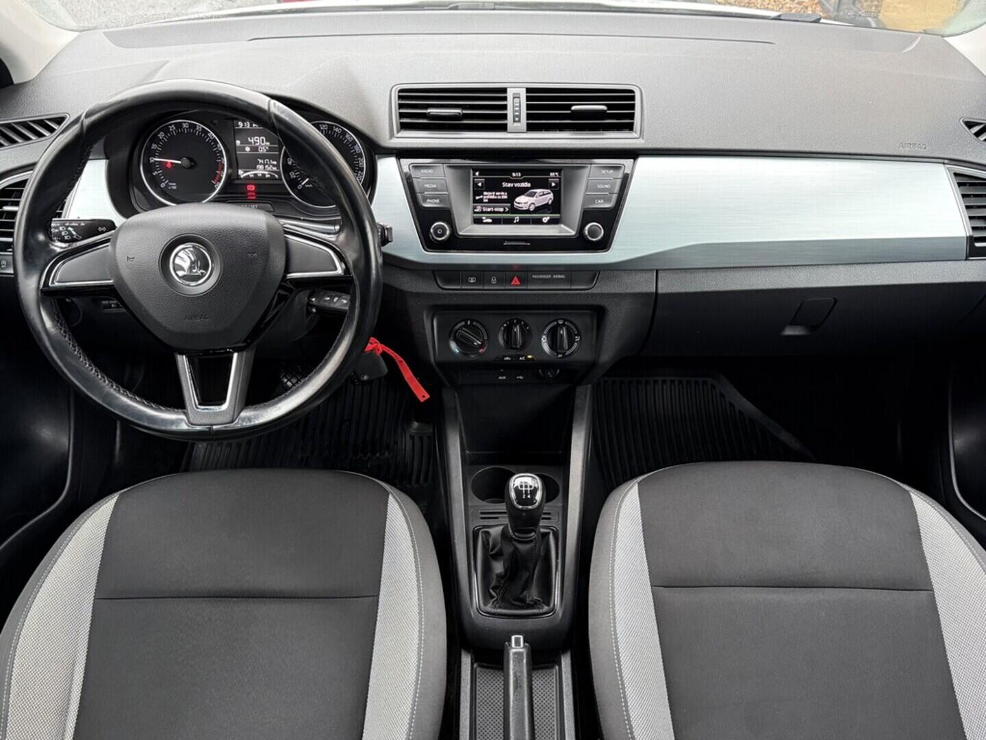 OM190V02555_18.webp_FABIA Ambition 1.4 TDI 66 kW manuál, DPH