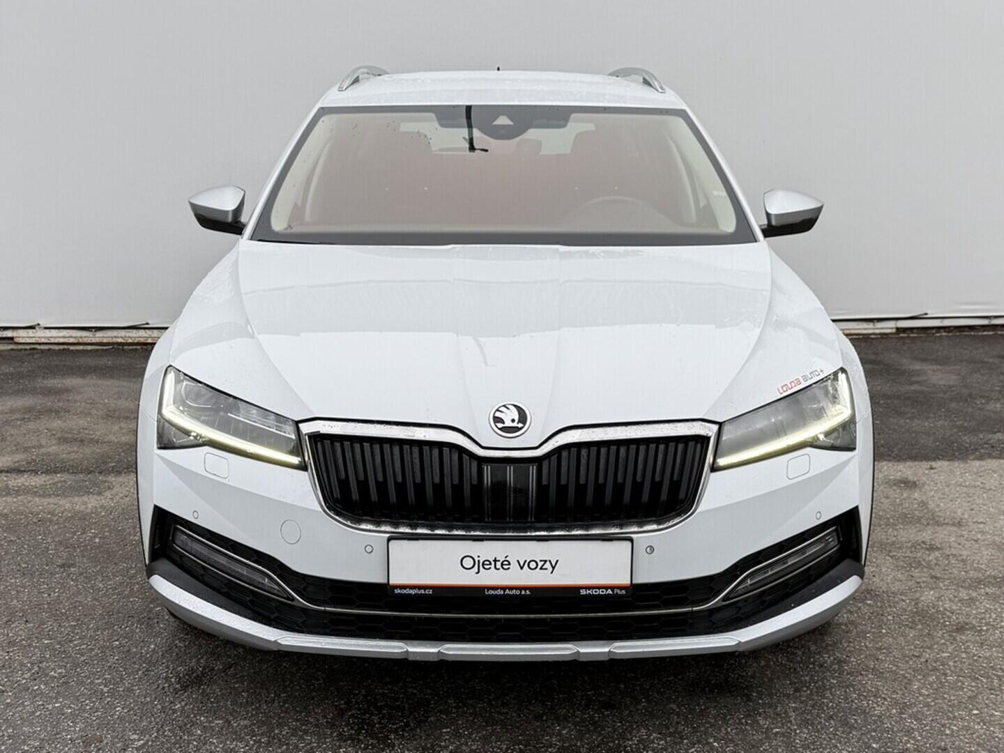 OM190V02557_13.webp_SUPERB Scout 2.0 TDI 140 kW automat, DPH