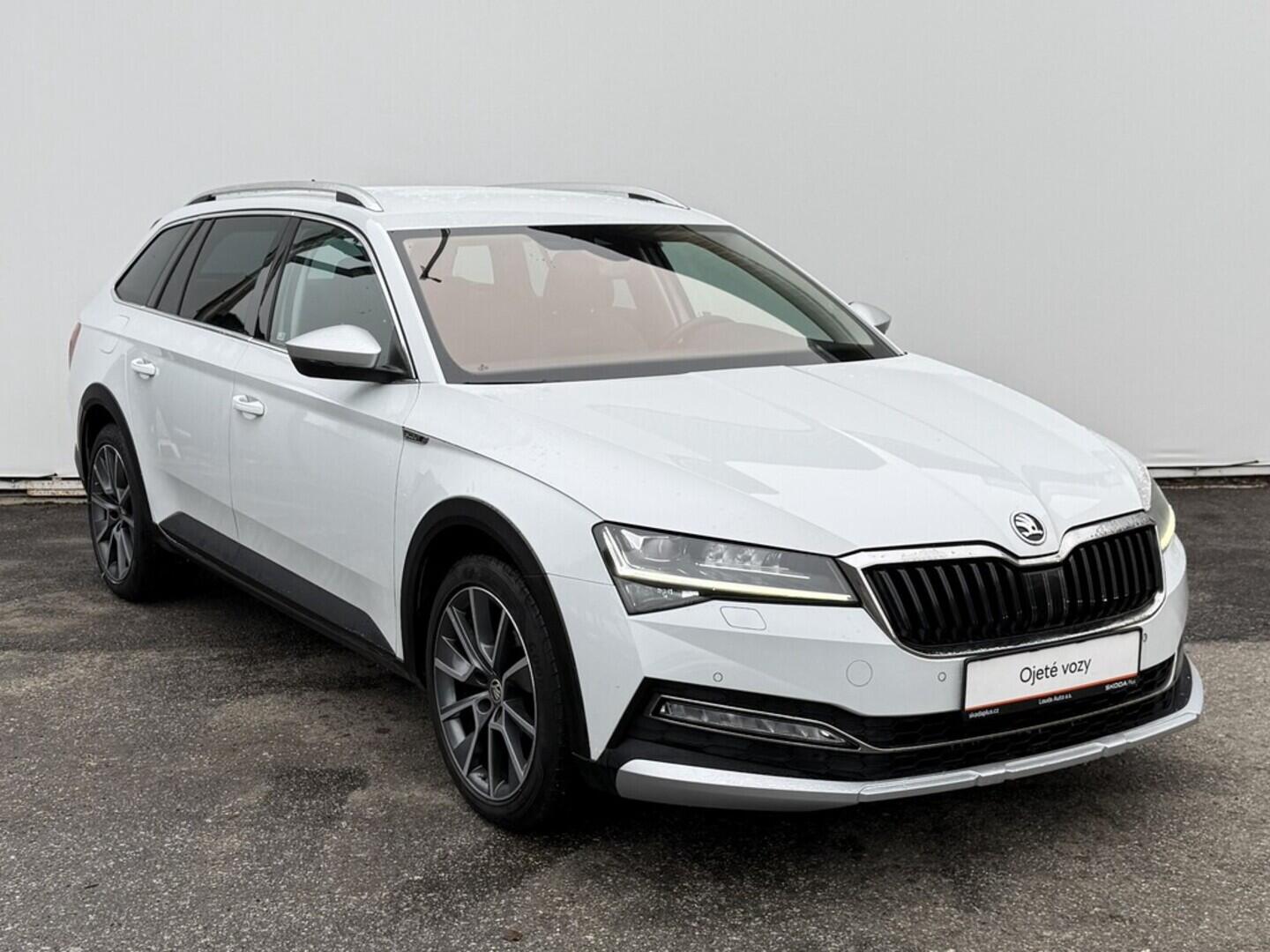 OM190V02557_14.webp_SUPERB Scout 2.0 TDI 140 kW automat, DPH