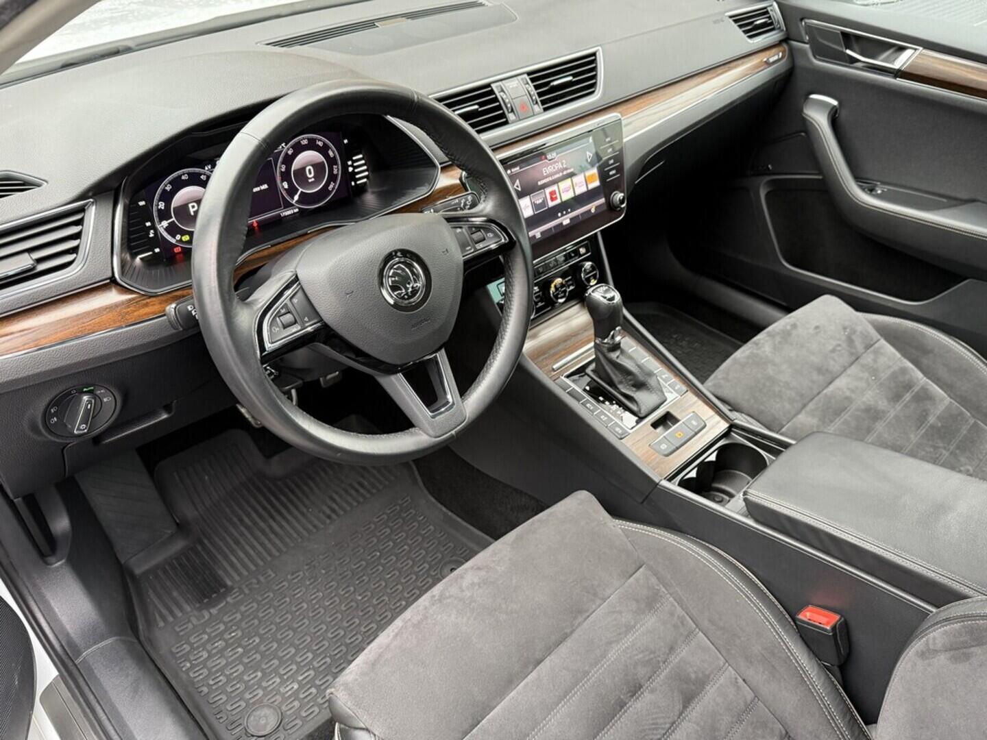 OM190V02557_19.webp_SUPERB Scout 2.0 TDI 140 kW automat, DPH