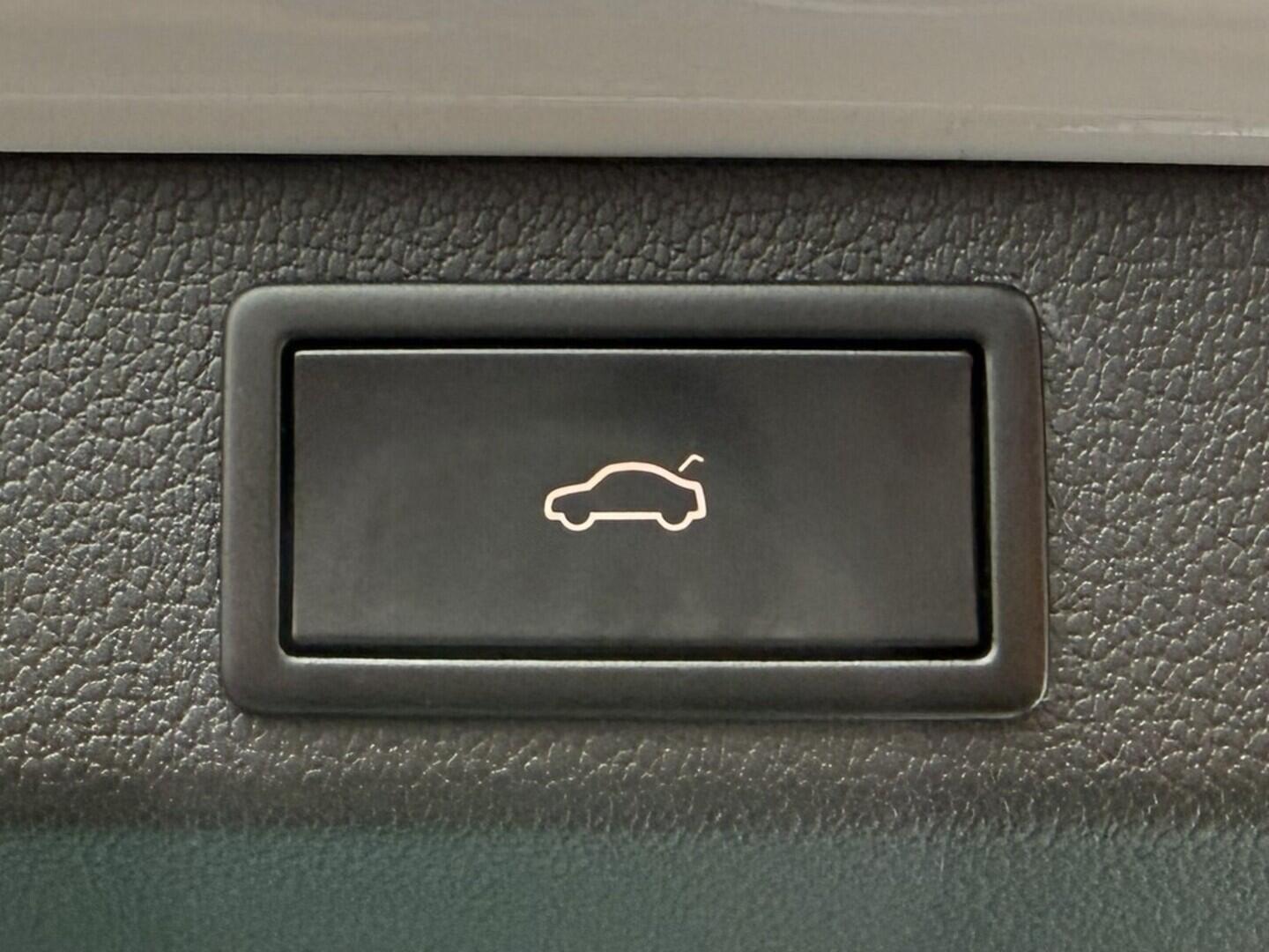 OM190V02557_32.webp_SUPERB Scout 2.0 TDI 140 kW automat, DPH