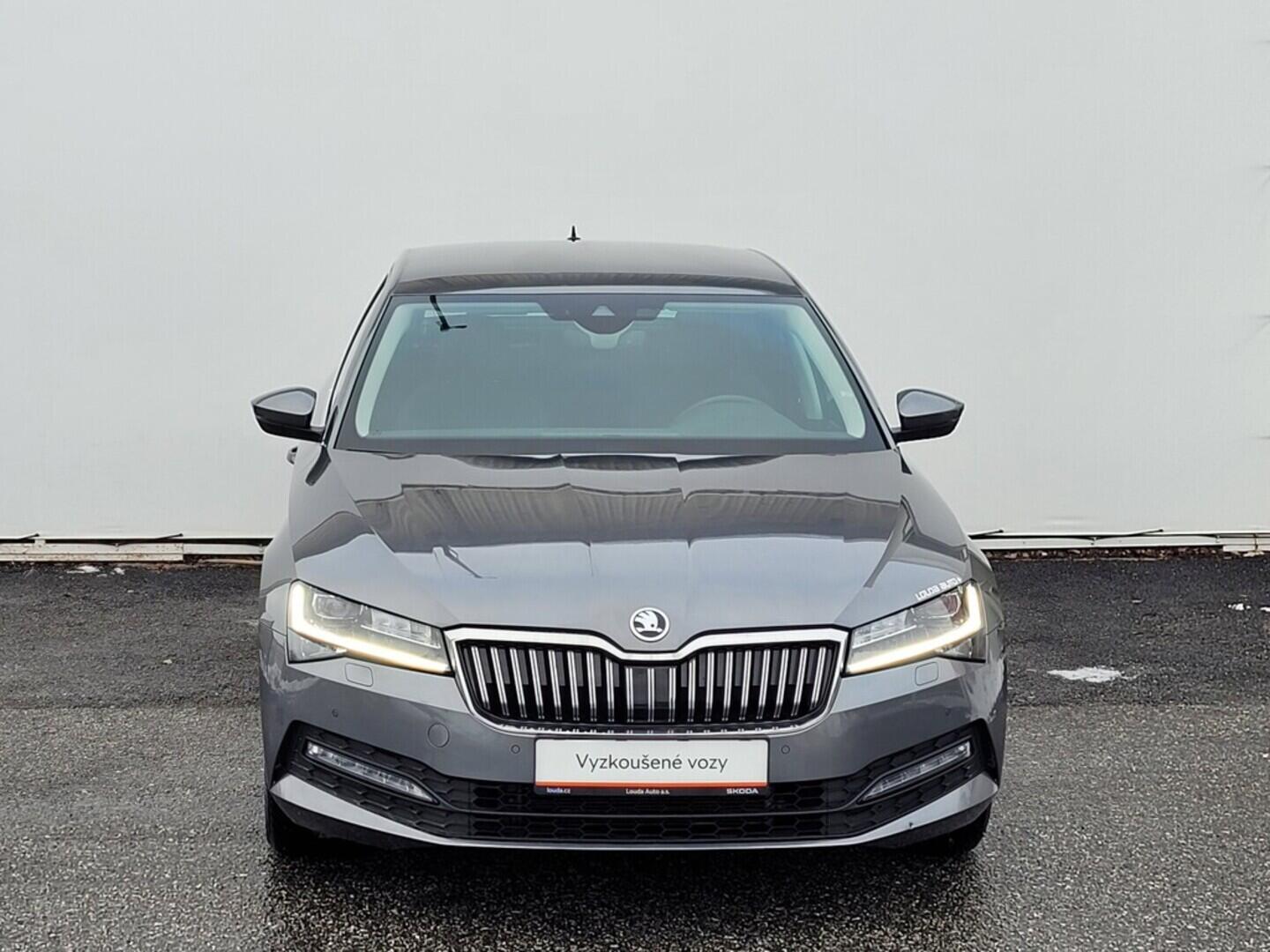 OM190V02558_13.webp_SUPERB Ambition 2.0 TSI 140 kW automat, DPH