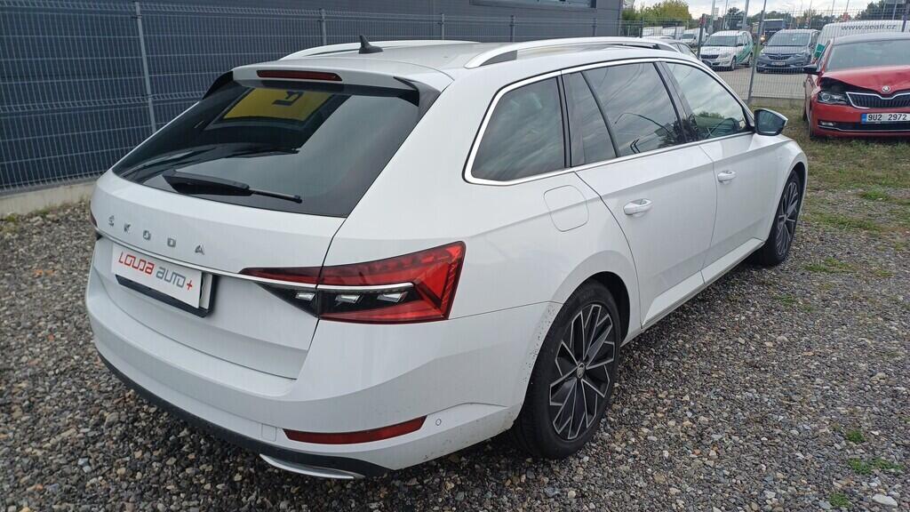 OM190V02559_11.webp_SUPERB L&K 2.0 TDI 110 kW automat, DPH