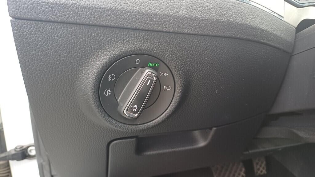 OM190V02559_22.webp_SUPERB L&K 2.0 TDI 110 kW automat, DPH