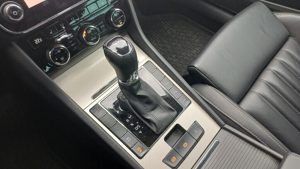 OM190V02559_29.webp_SUPERB L&K 2.0 TDI 110 kW automat, DPH