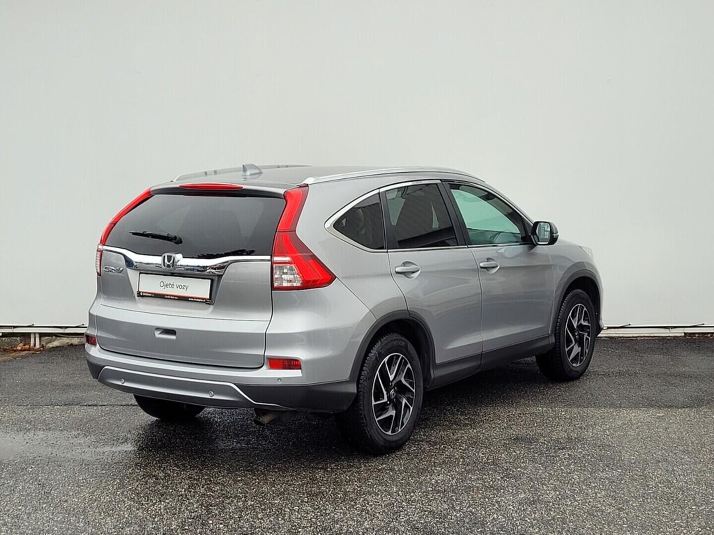 OM190V02560_11.webp_CRV Elegance Plus 2.0 i-VTEC 114 kW manuál