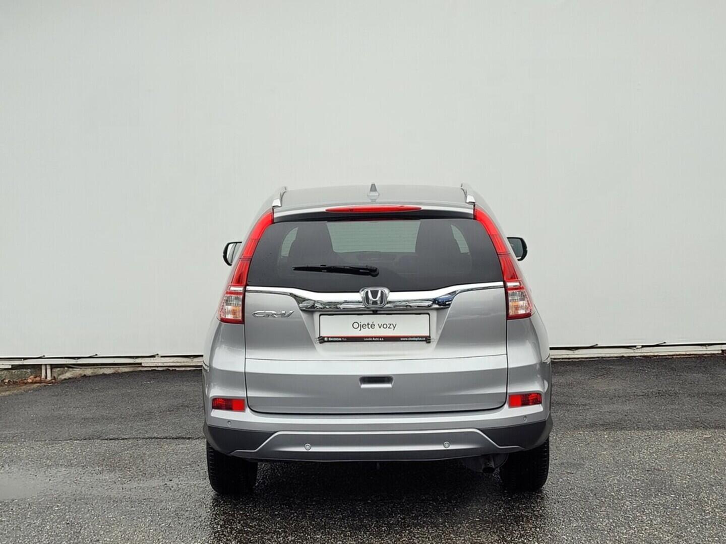 OM190V02560_17.webp_CRV Elegance Plus 2.0 i-VTEC 114 kW manuál