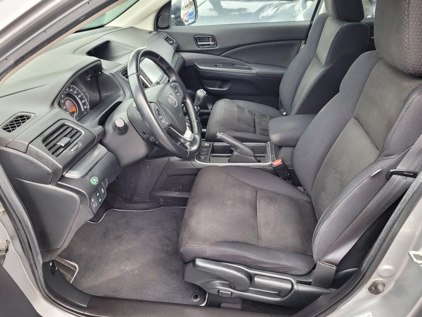 OM190V02560_20.webp_CRV Elegance Plus 2.0 i-VTEC 114 kW manuál