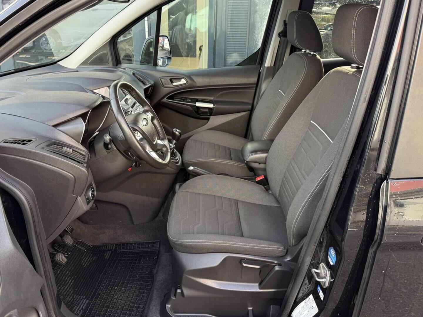 OM190V02569_20.webp_TOURNEO CONNECT  1.5  88 kW manuál