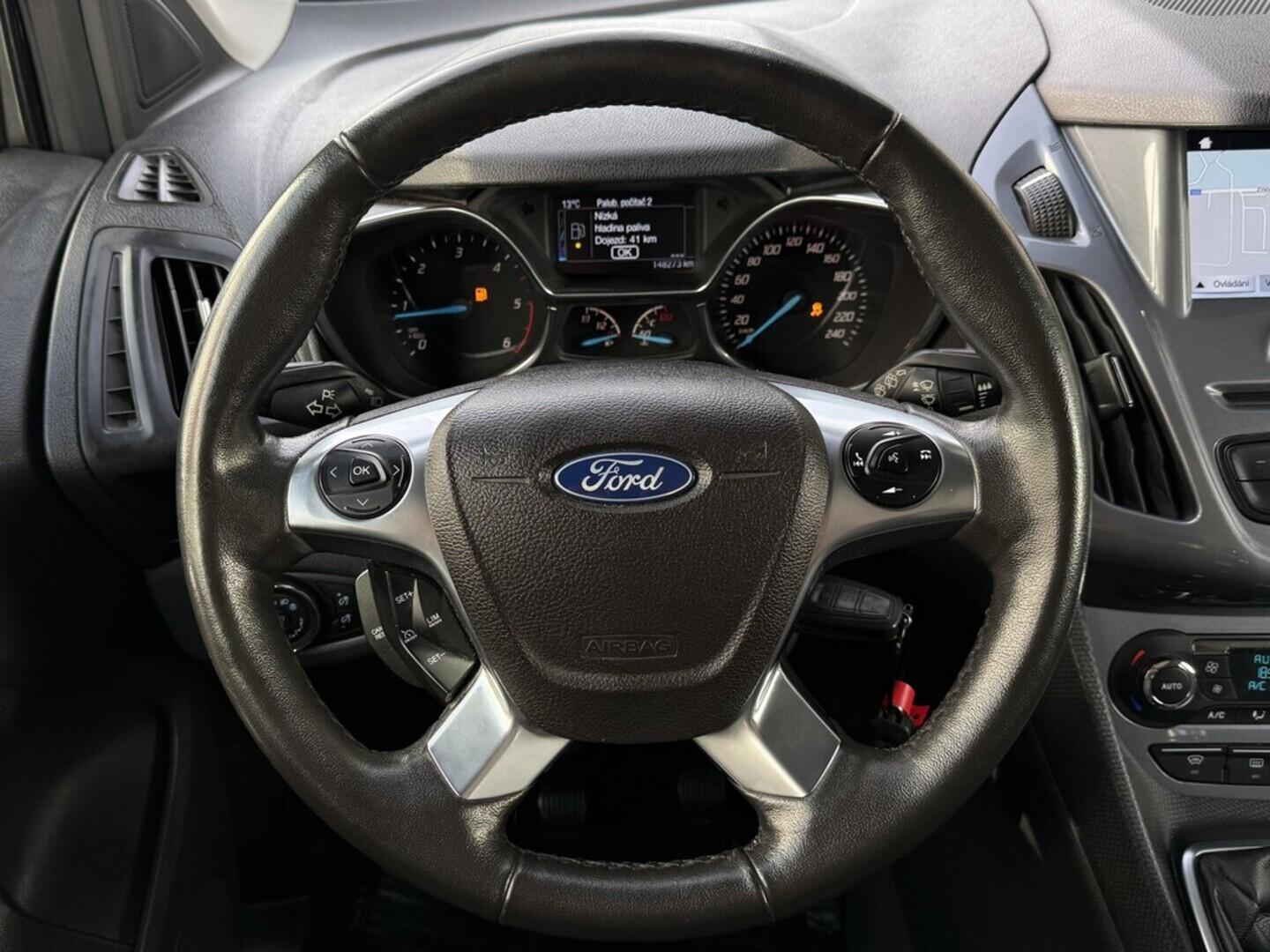 OM190V02569_23.webp_TOURNEO CONNECT  1.5  88 kW manuál